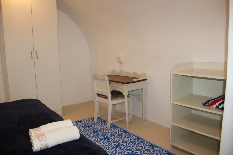 To Let 2 Bedroom Property for Rent in Rome Glen Western Cape
